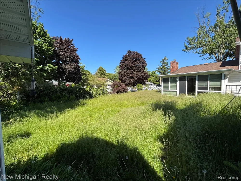 1828 Kennelworth Drive Port Huron City, MI 48060