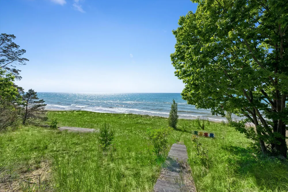 40808 Wilderness Dunes Lane Covert Township, MI 49043