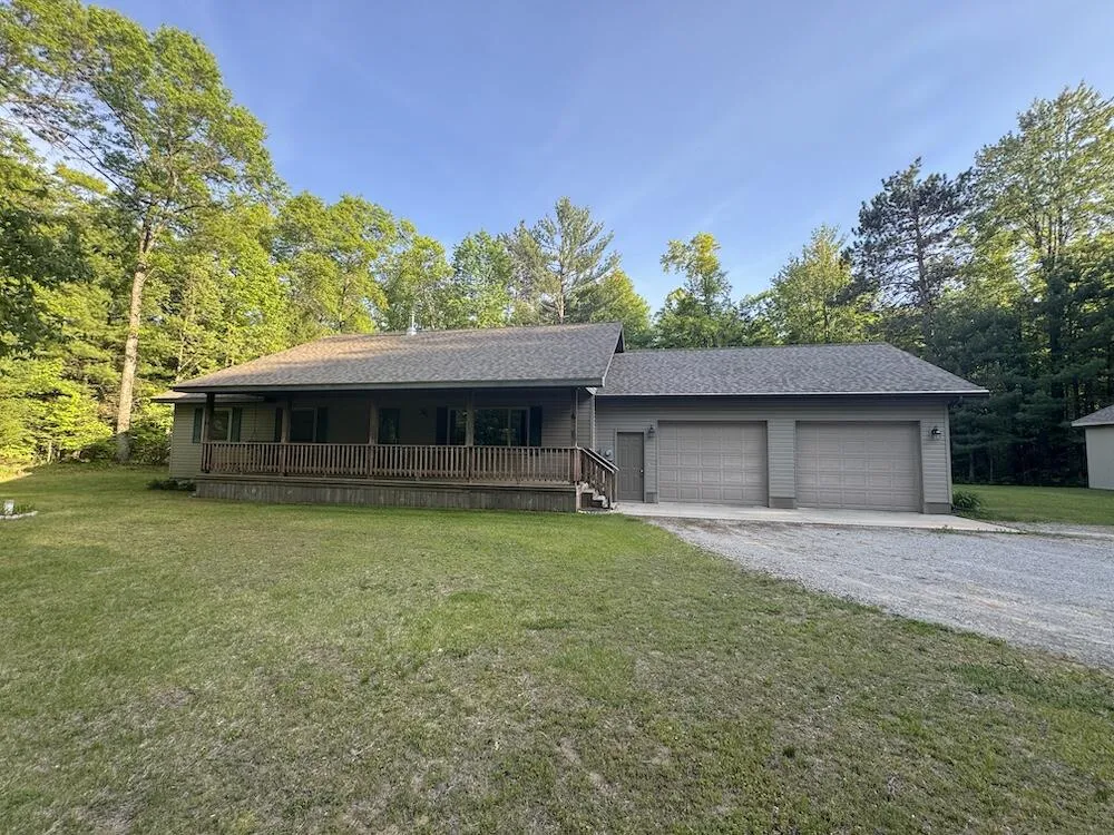 4335 Kings Corner Road Oscoda Charter Township, MI 48737