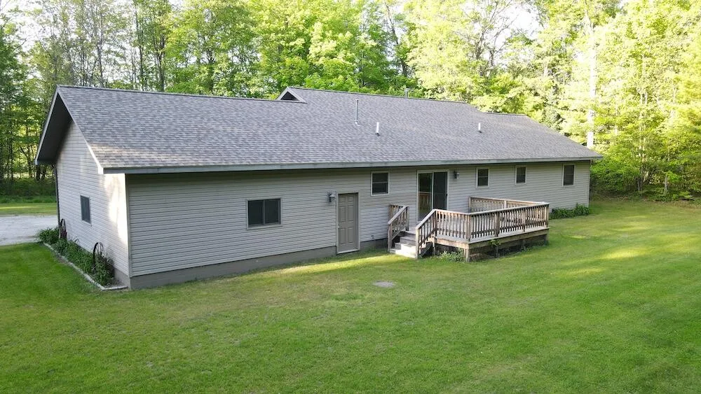 4335 Kings Corner Road Oscoda Charter Township, MI 48737