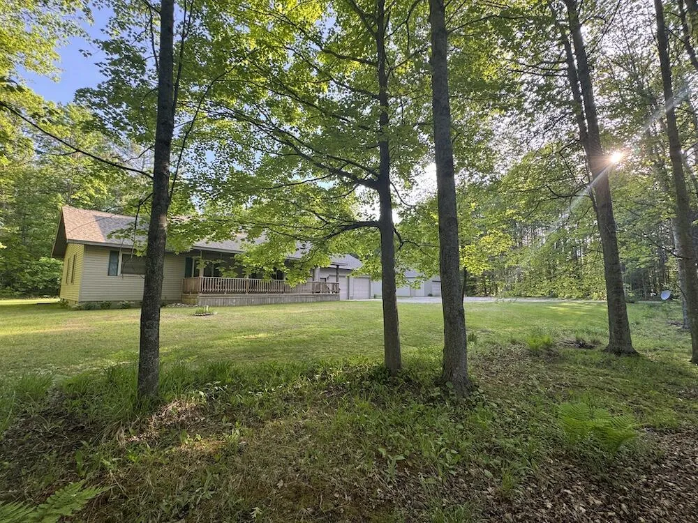 4335 Kings Corner Road Oscoda Charter Township, MI 48737