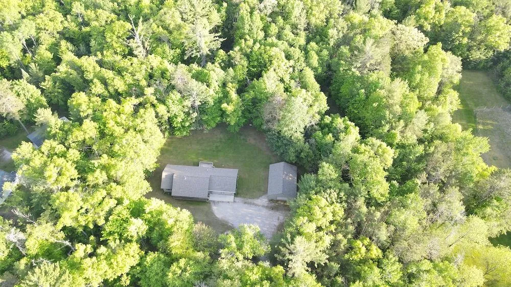 4335 Kings Corner Road Oscoda Charter Township, MI 48737