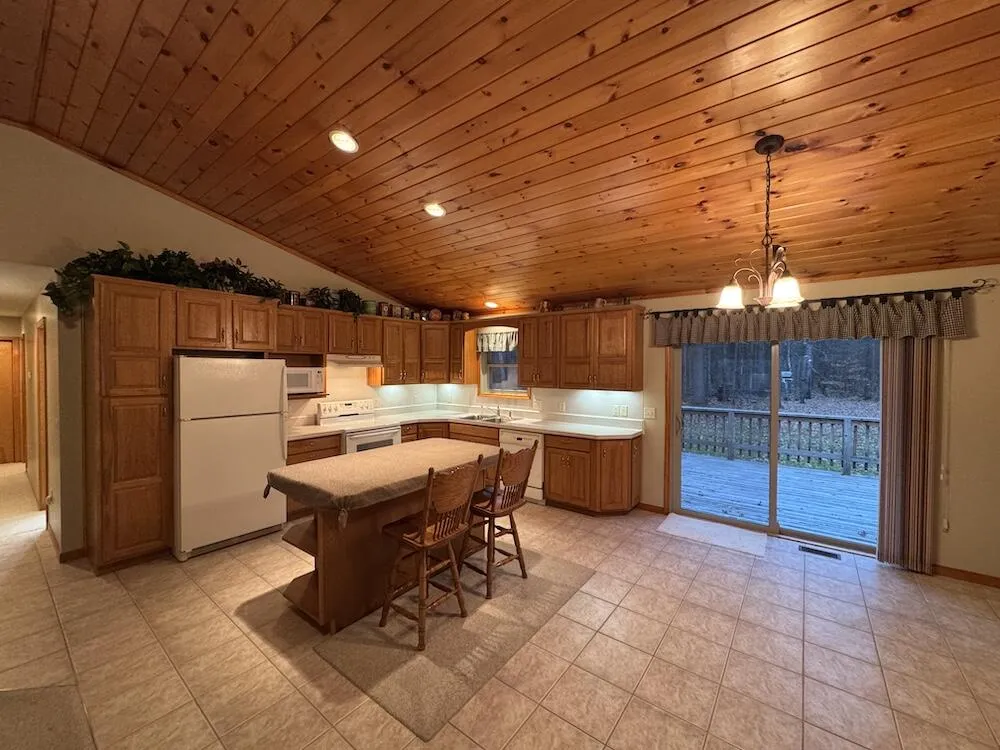 4335 Kings Corner Road Oscoda Charter Township, MI 48737