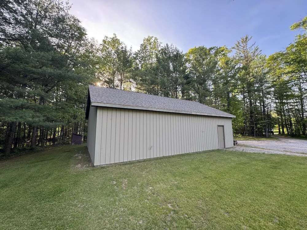 4335 Kings Corner Road Oscoda Charter Township, MI 48737