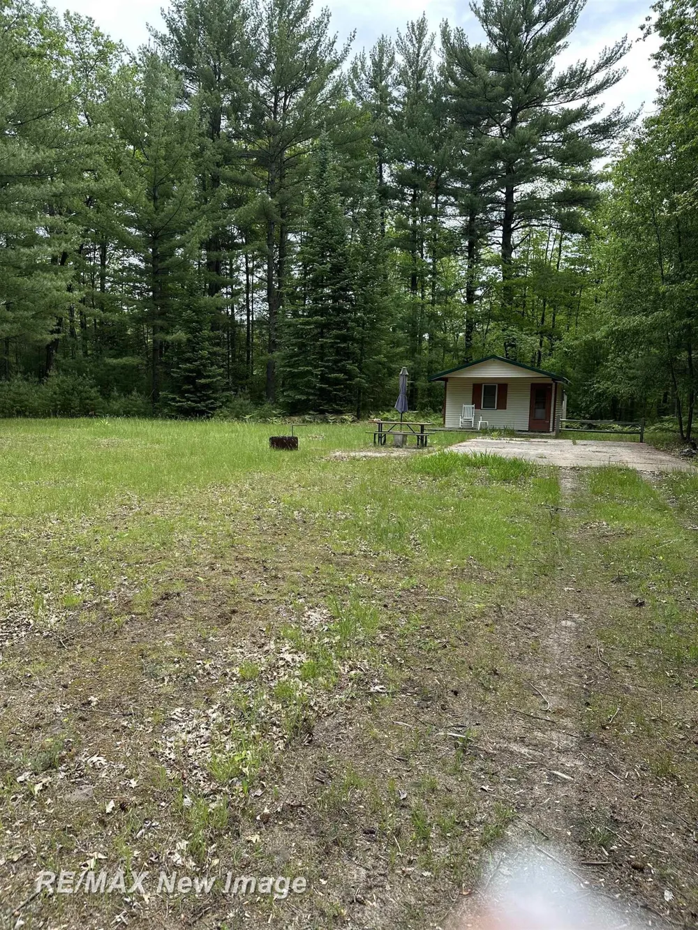 1980 4th Oak Street Mills Township, MI 48756