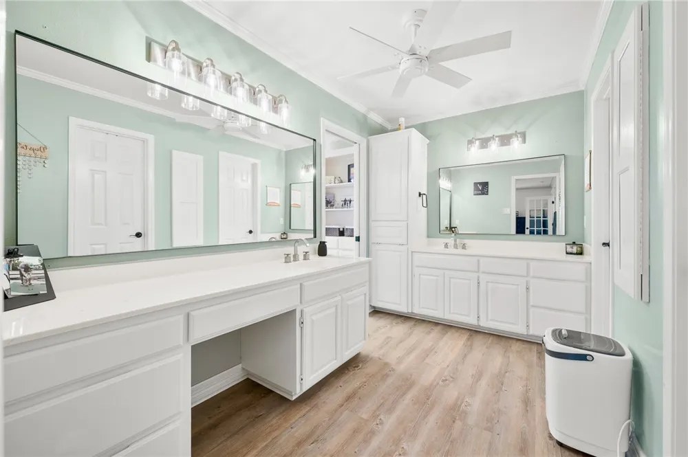 2 Schendel Portland, TX 78374