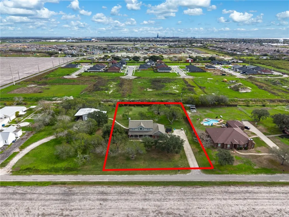 2 Schendel Portland, TX 78374