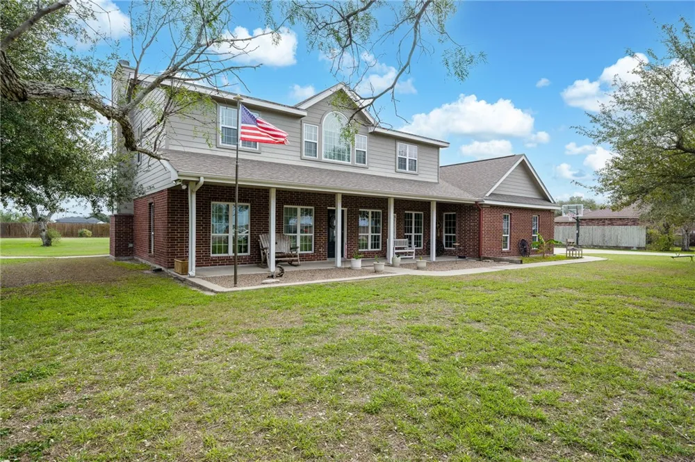 2 Schendel Portland, TX 78374