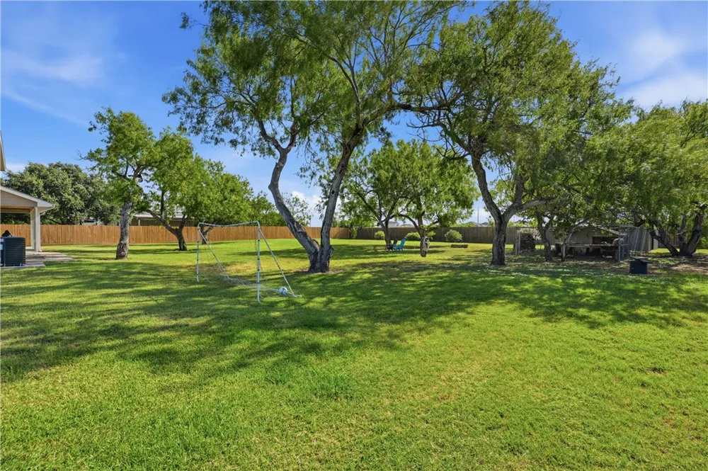 2 Schendel Portland, TX 78374