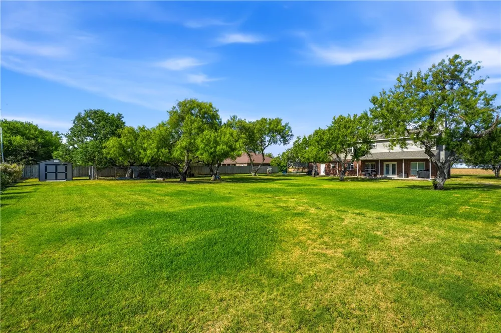 2 Schendel Portland, TX 78374
