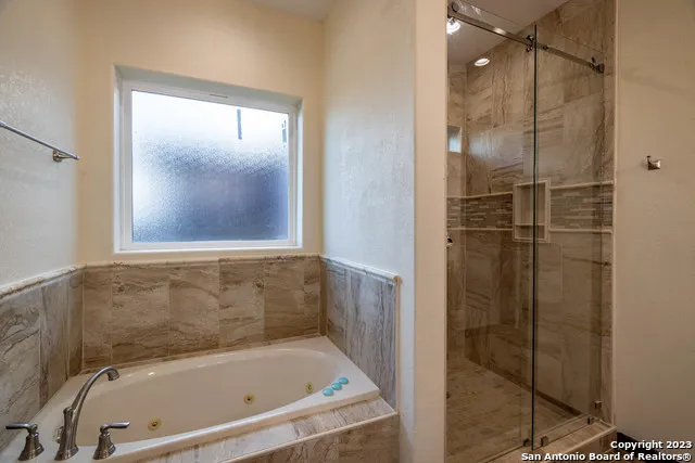 86 Hannah Ln Boerne, TX 78006