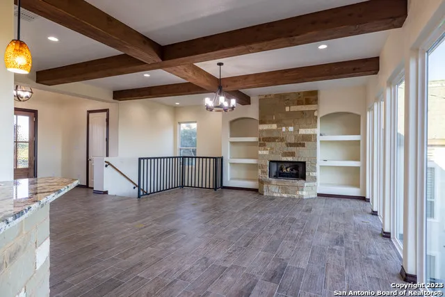 86 Hannah Ln Boerne, TX 78006