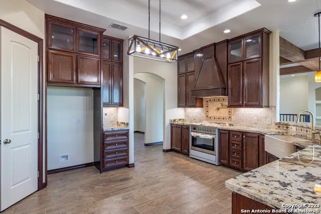 86 Hannah Ln Boerne, TX 78006