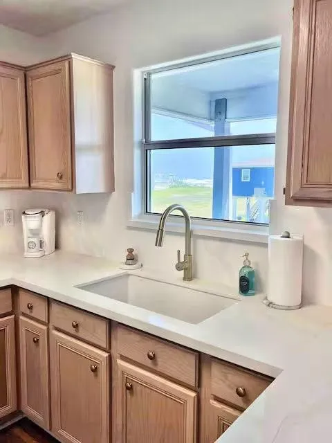 1426 Bluewater Highway Surfside Beach, TX 77541