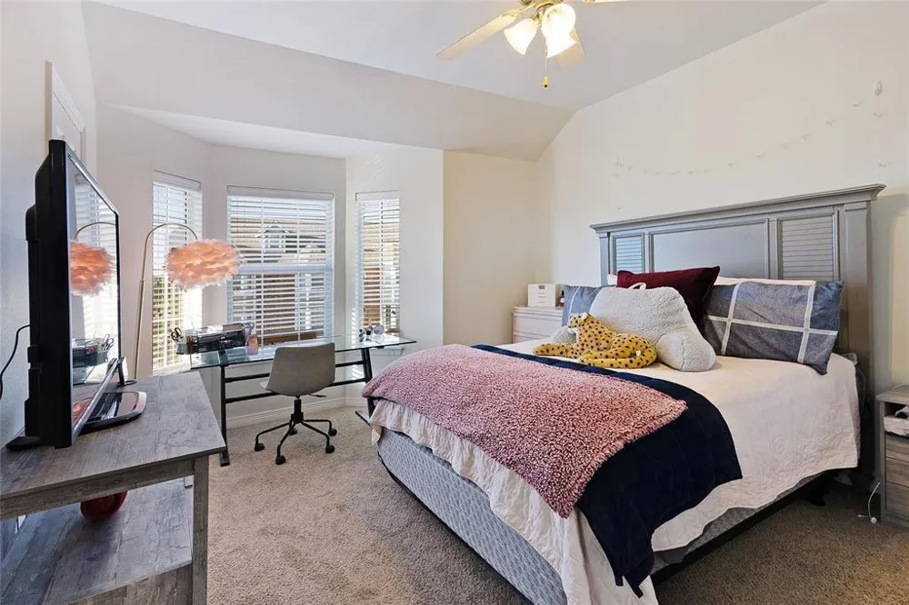 1198 Jones Butler Road #2708 College Station, TX 77840