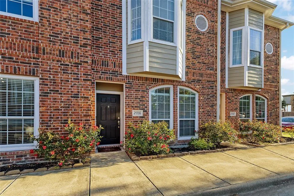 1198 Jones Butler Road #2708 College Station, TX 77840