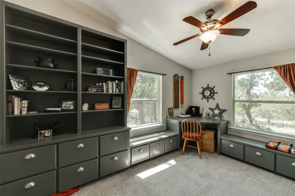 24601 Singleton Bend East Road Marble Falls, TX 78654