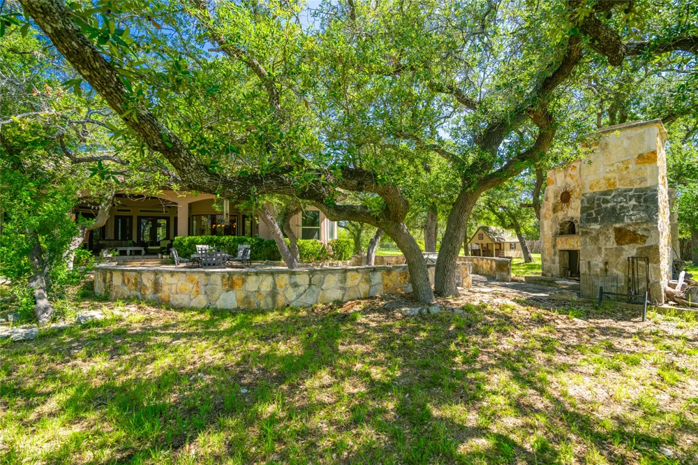 24601 Singleton Bend East Road Marble Falls, TX 78654