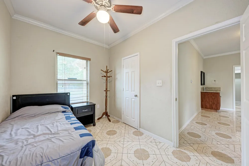 15611 Giese Lane Manor, TX 78653