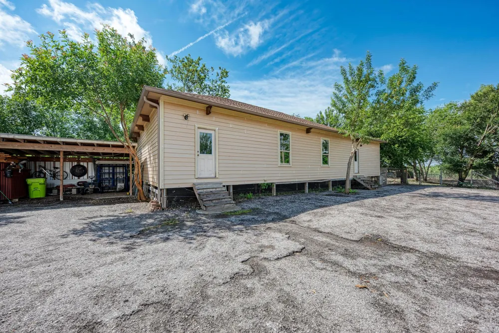 15611 Giese Lane Manor, TX 78653