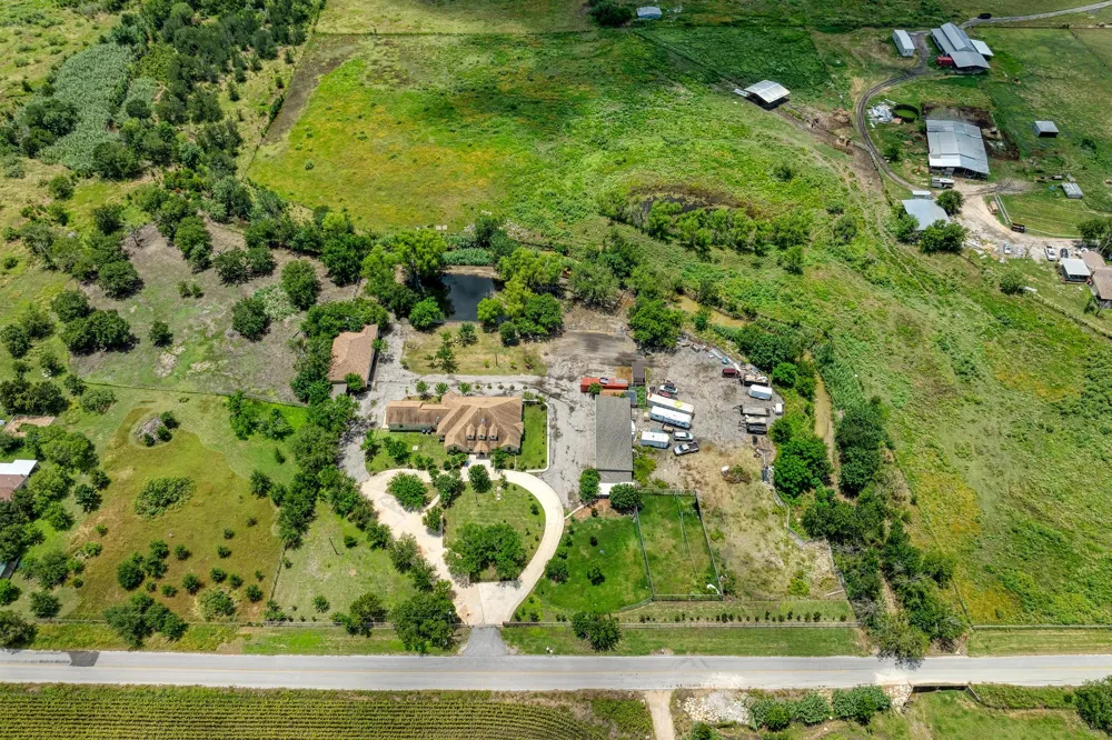 15611 Giese Lane Manor, TX 78653