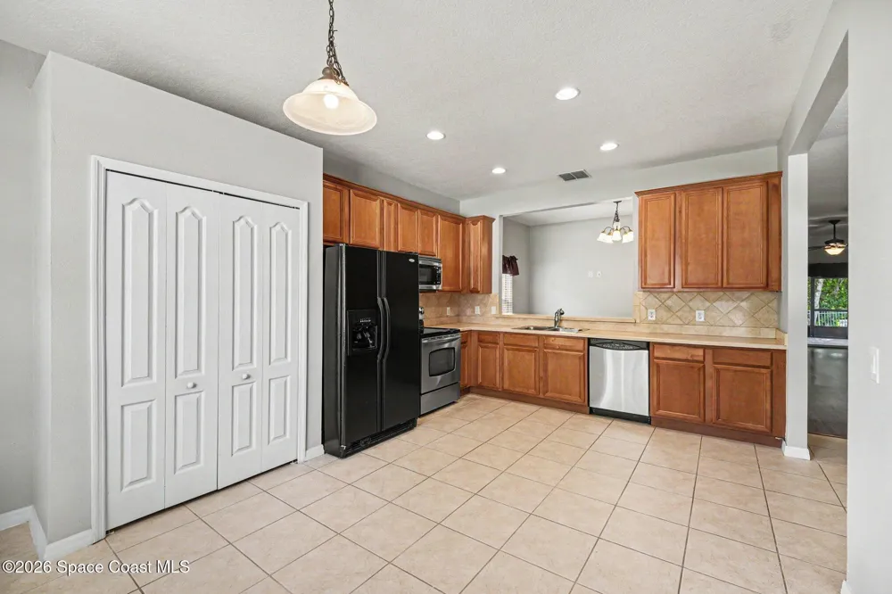 4076 Fitzroy Reef Drive Mims, FL 32754