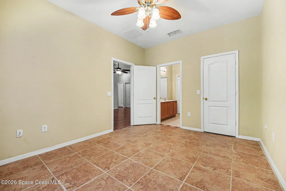 4076 Fitzroy Reef Drive Mims, FL 32754