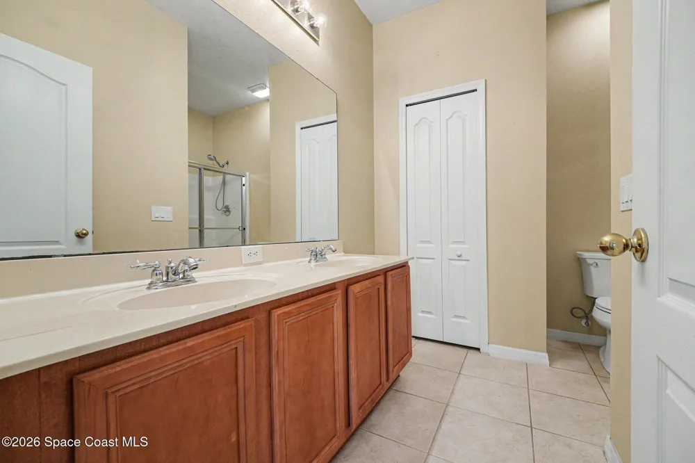 4076 Fitzroy Reef Drive Mims, FL 32754