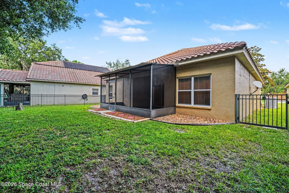 4076 Fitzroy Reef Drive Mims, FL 32754