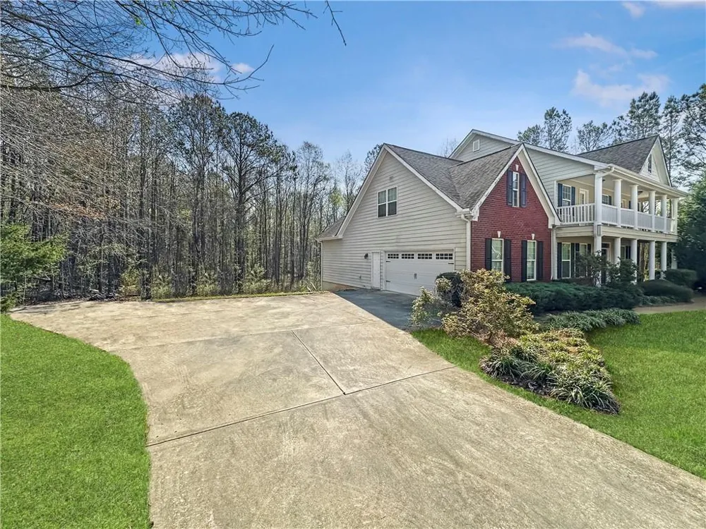 142 Liberty Trace Milner, GA 30257