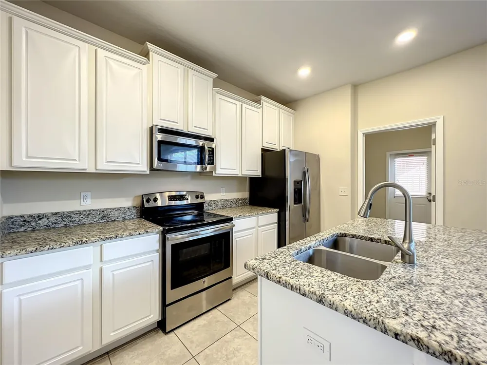 14903 DRIFTWATER DRIVE Winter Garden, FL 34787