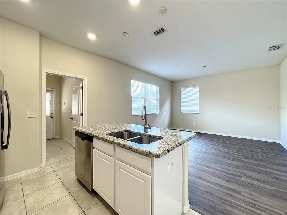 14903 DRIFTWATER DRIVE Winter Garden, FL 34787