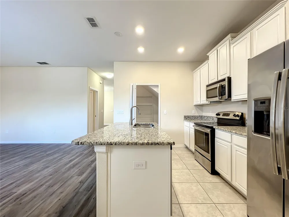 14903 DRIFTWATER DRIVE Winter Garden, FL 34787