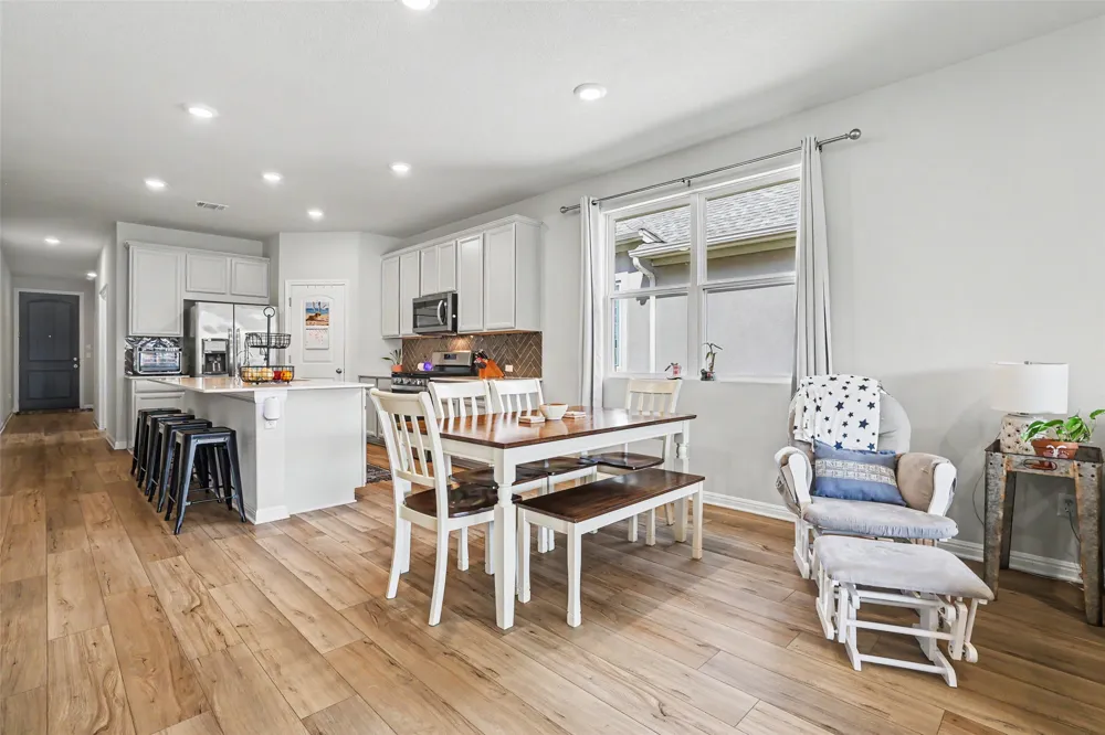 112 Rocking R Court Georgetown, TX 78633