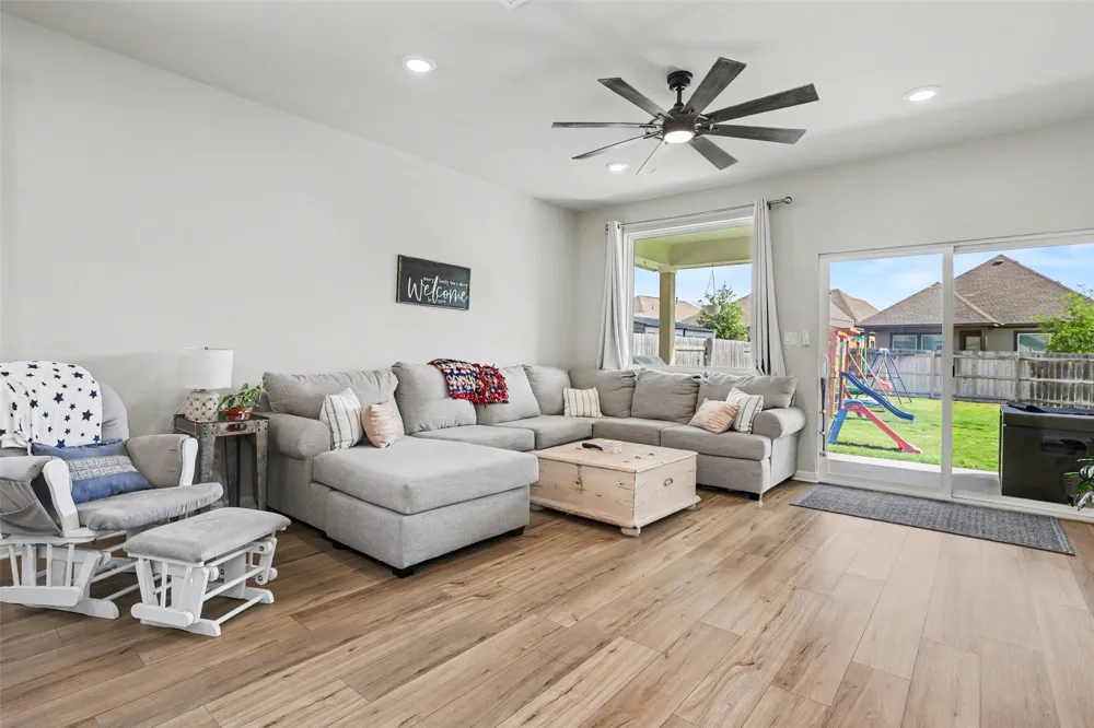 112 Rocking R Court Georgetown, TX 78633