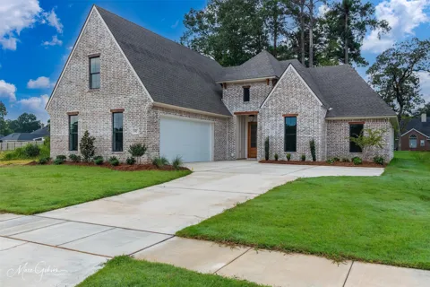 192 St. Andrews Lane
