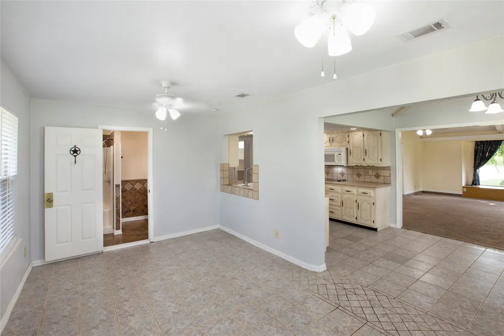 107 Oak Creek Lane Ovilla, TX 75154