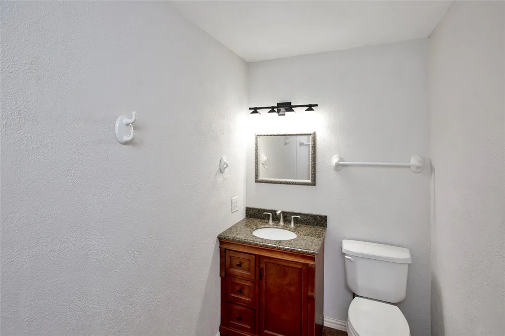 107 Oak Creek Lane Ovilla, TX 75154