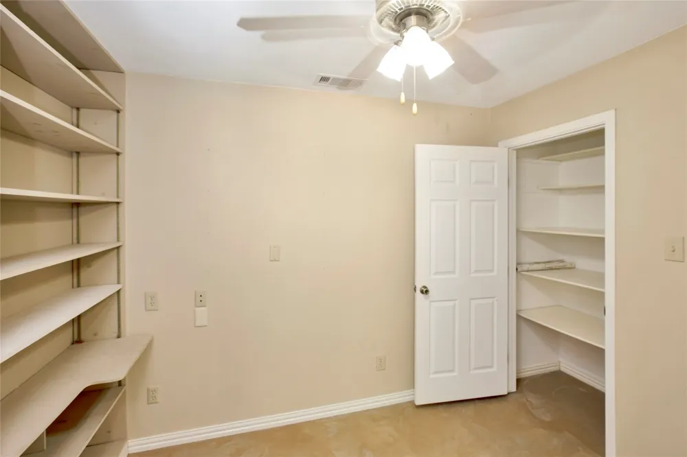 107 Oak Creek Lane Ovilla, TX 75154