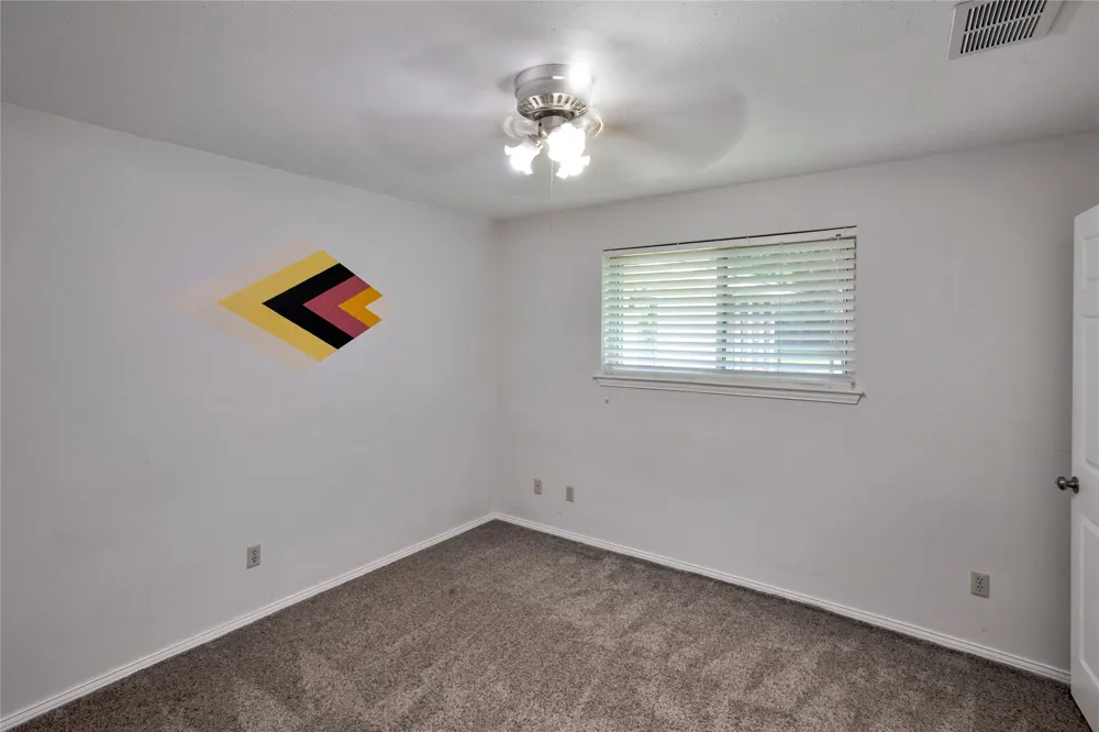 107 Oak Creek Lane Ovilla, TX 75154