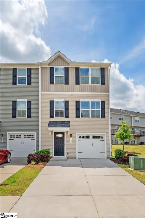 309 Parkridge Way
