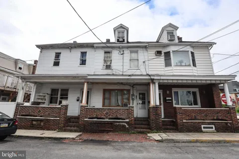 13 LEWIS STREET