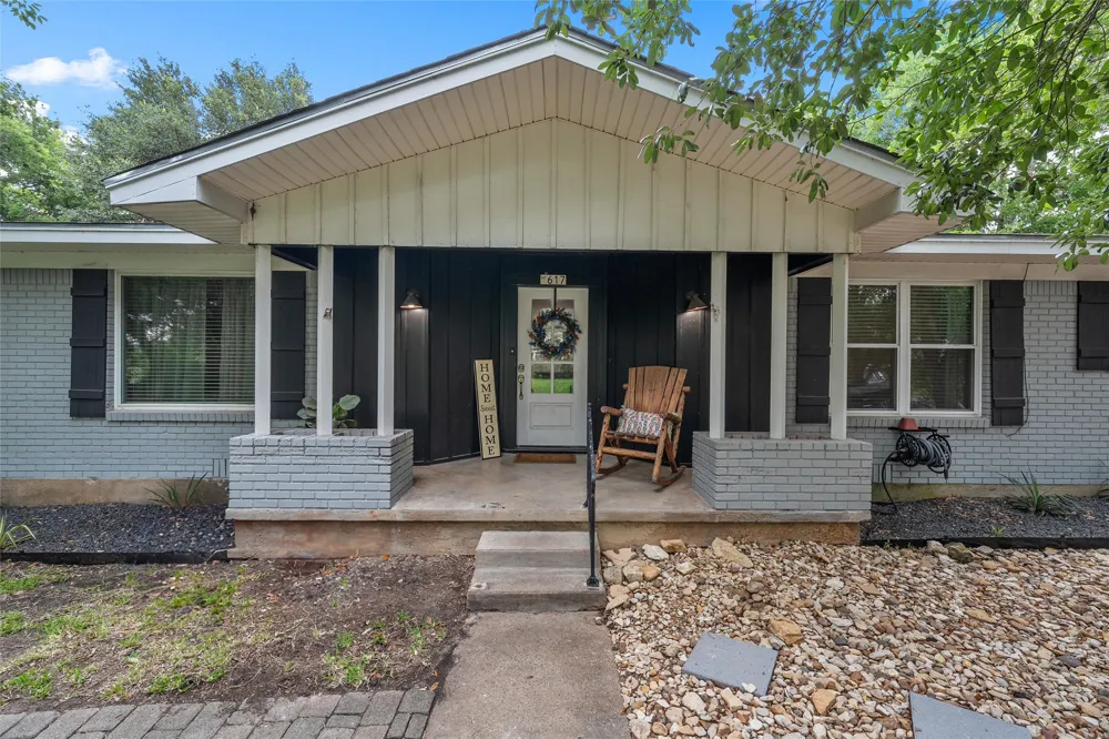 617 Cardinal Drive Woodway, TX 76712