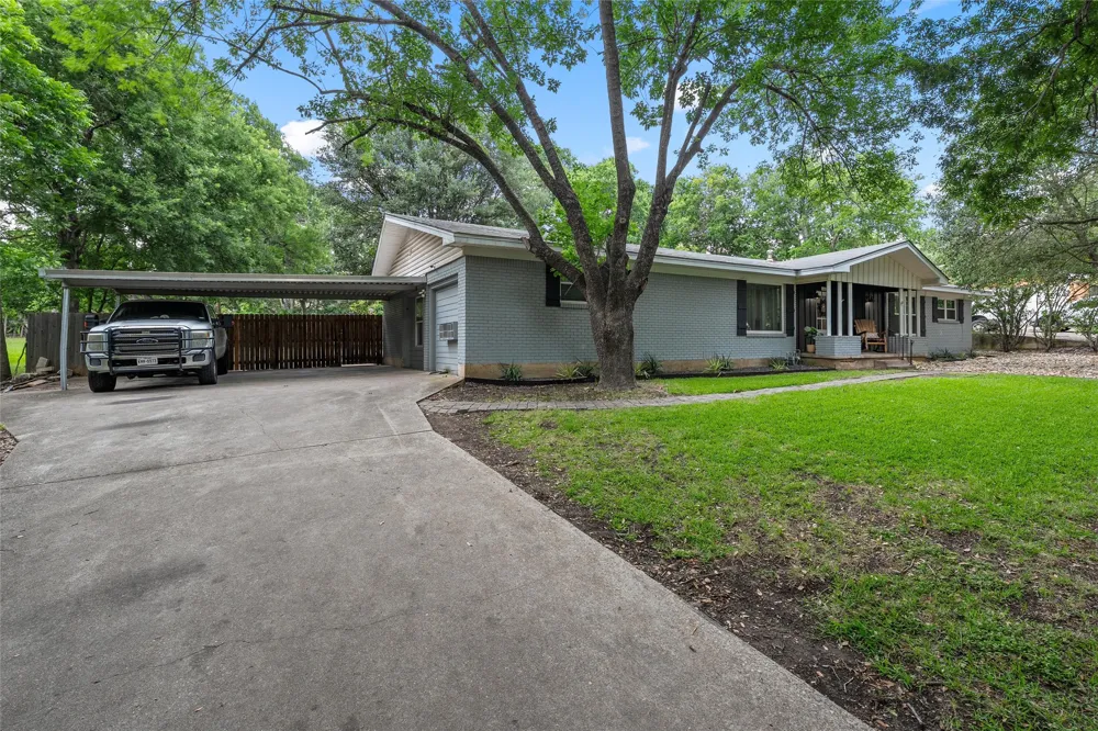 617 Cardinal Drive Woodway, TX 76712