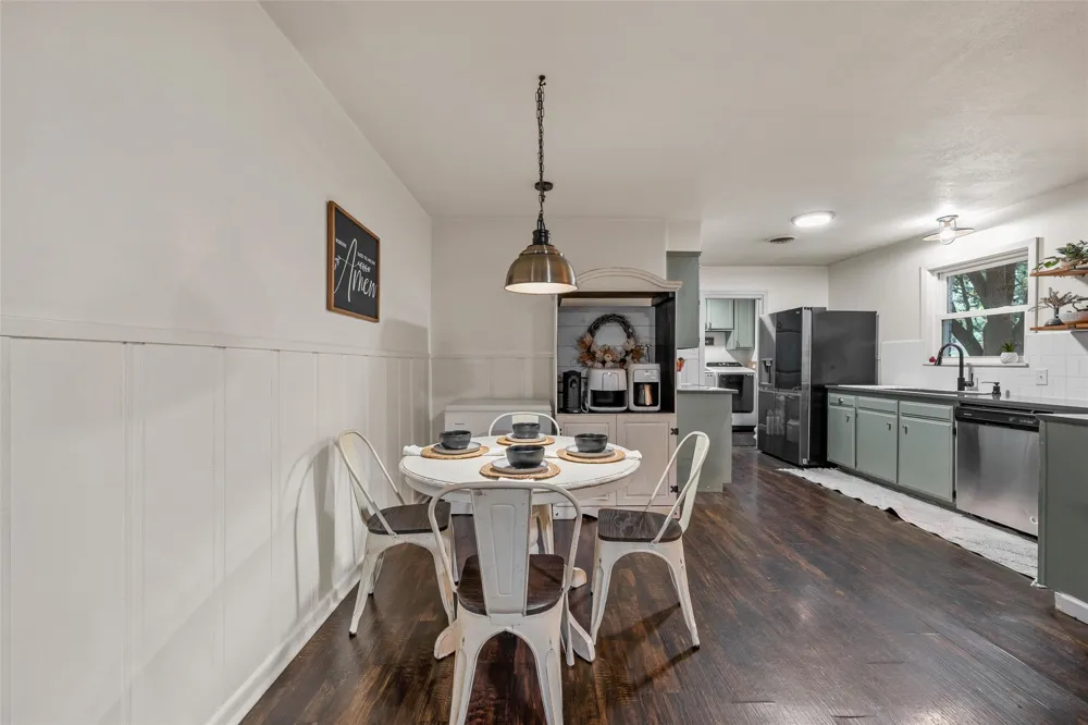 617 Cardinal Drive Woodway, TX 76712