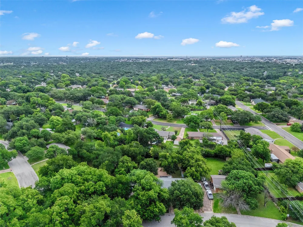 617 Cardinal Drive Woodway, TX 76712