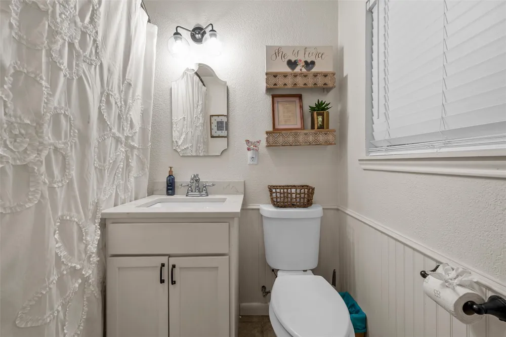 617 Cardinal Drive Woodway, TX 76712