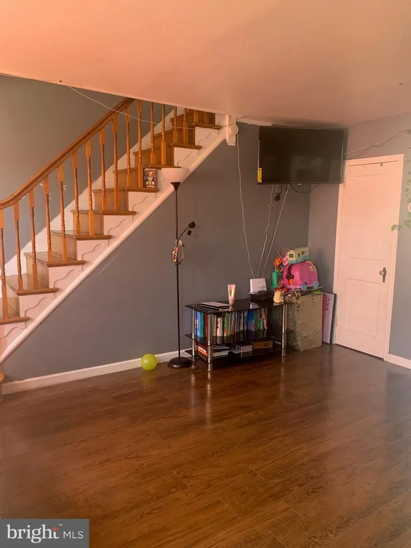 1465 CRESTON STREET Philadelphia, PA 19149