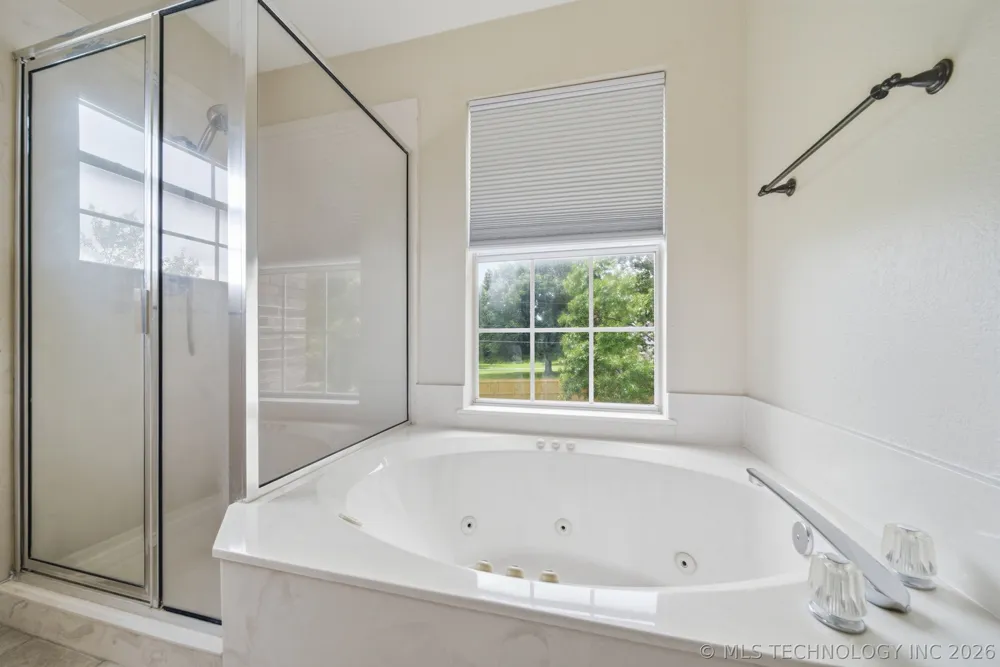 1290 Cliff Drive Cleveland, OK 74020