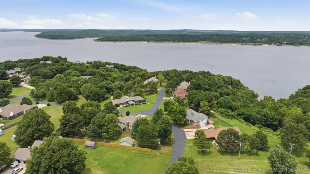1290 Cliff Drive Cleveland, OK 74020
